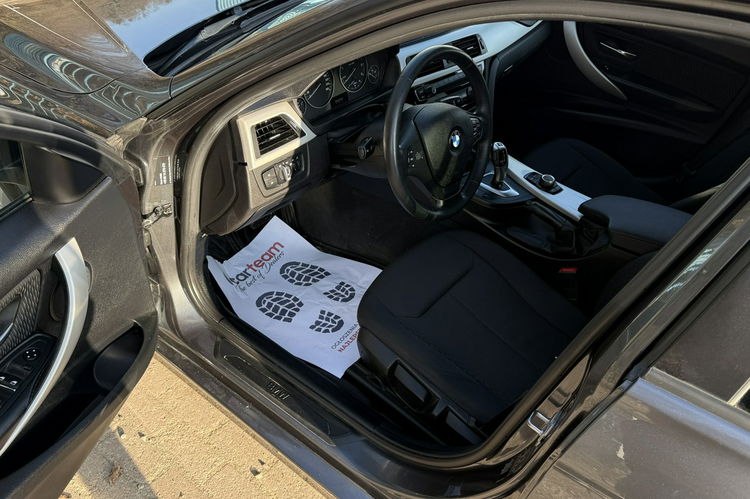 BMW 318 318d 150KM navi el.klapa Automat, zadbana przebieg 175tys 1 rok .gwara zdjęcie 14