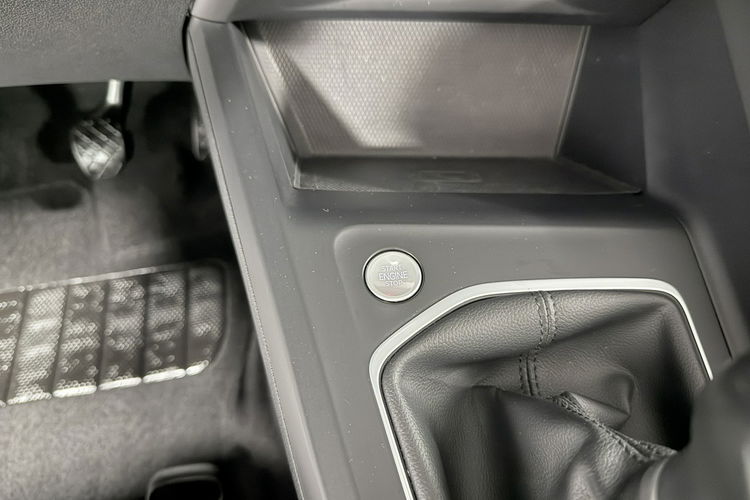 Volkswagen Golf 1.5 TSI 130KM Style Navi Virtual FullLed Klimatronic F-VAT 23% PL SALO zdjęcie 21