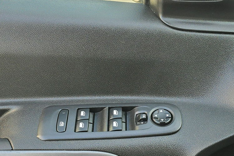 Toyota Proace City Verso 1.5 D-4D Business / Salon PL I-właściciel / Serwisowana w ASO zdjęcie 11