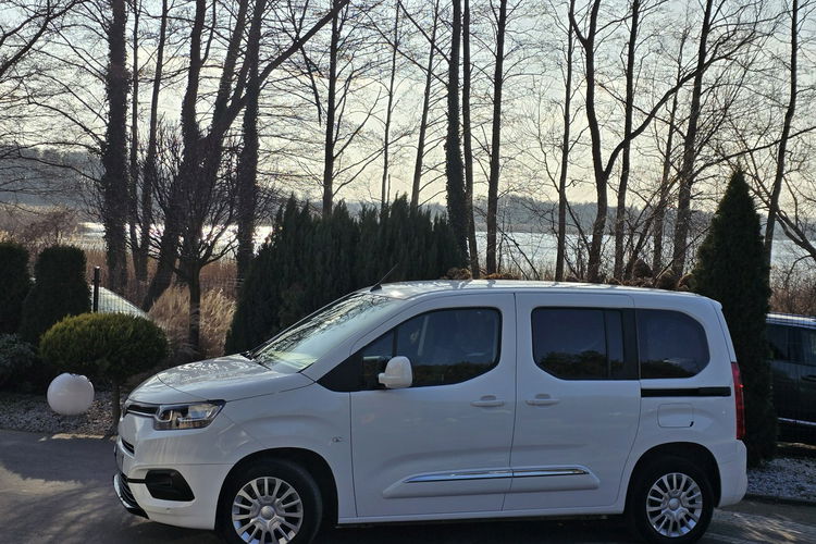 Toyota Proace City Verso 1.5 D-4D Business / Salon PL I-właściciel / Serwisowana w ASO zdjęcie 14