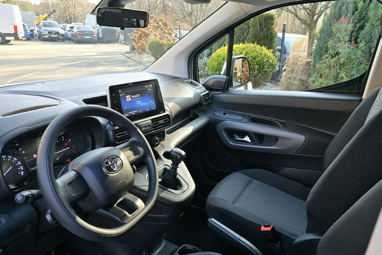 Toyota Proace City Verso 1.5 D-4D Business / Salon PL I-właściciel / Serwisowana w ASO zdjęcie 16