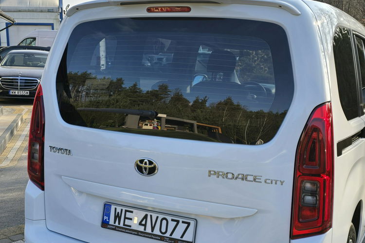 Toyota Proace City Verso 1.5 D-4D Business / Salon PL I-właściciel / Serwisowana w ASO zdjęcie 21