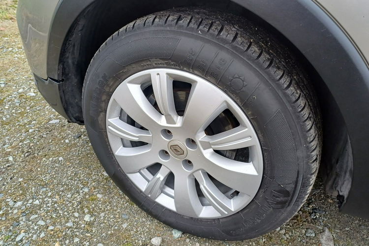 Renault Captur 1.5 dCi 90KM Automat Klimatronic zdjęcie 17