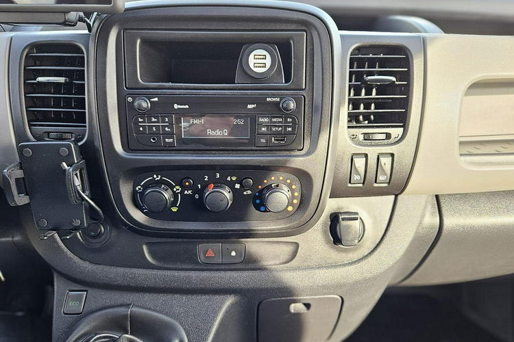 Nissan NV300 Trafic Vivaro Pack klim + navi zabudowa zdjęcie 16
