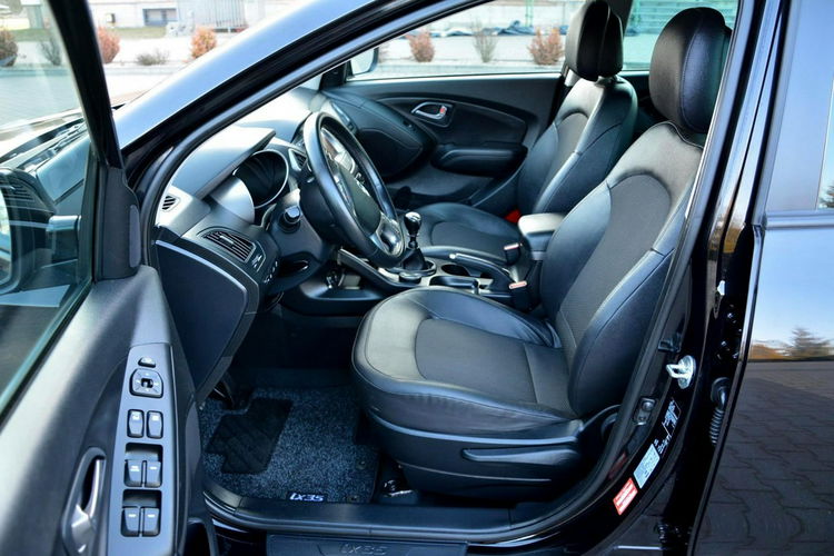 Hyundai ix35 Lift Premium Ledy Skóry Navi Kamera Webasto Alu18 zdjęcie 16