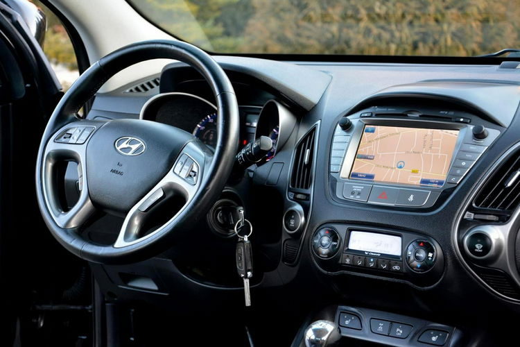 Hyundai ix35 Lift Premium Ledy Skóry Navi Kamera Webasto Alu18 zdjęcie 26
