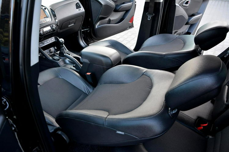Hyundai ix35 Lift Premium Ledy Skóry Navi Kamera Webasto Alu18 zdjęcie 27