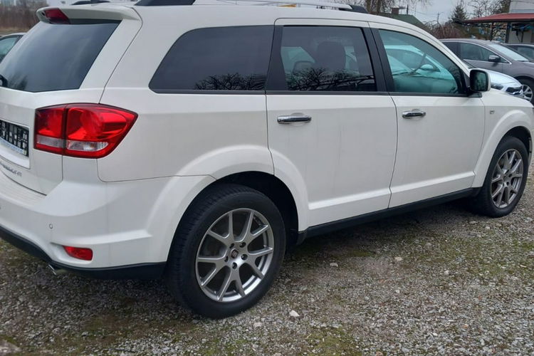 Fiat Freemont 2.0 170KM AWD 7 osobowy pełny serwis zdjęcie 2