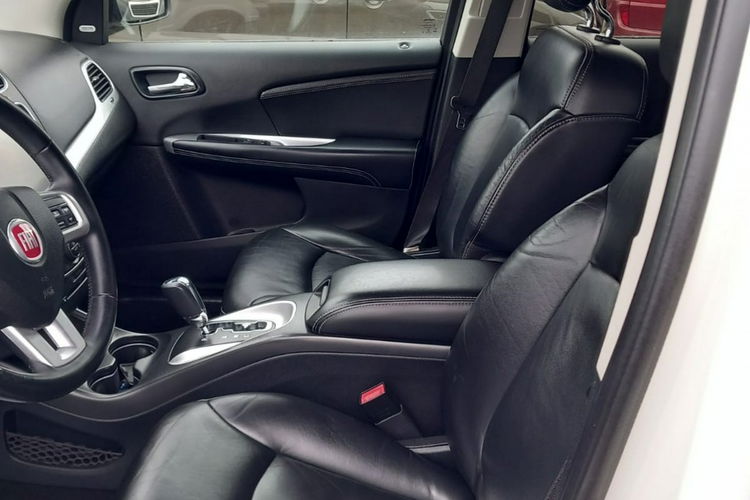 Fiat Freemont 2.0 170KM AWD 7 osobowy pełny serwis zdjęcie 5