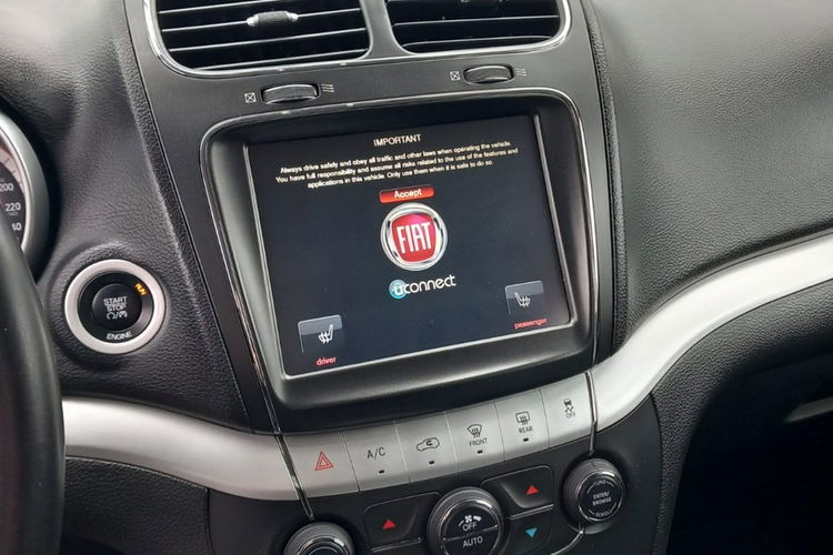 Fiat Freemont 2.0 170KM AWD 7 osobowy pełny serwis zdjęcie 9