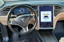 Model X Tesla x darmowe ładowanie zdjęcie 11