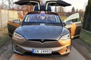 Model X Tesla x darmowe ładowanie zdjęcie 15