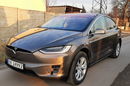 Model X Tesla x darmowe ładowanie zdjęcie 17