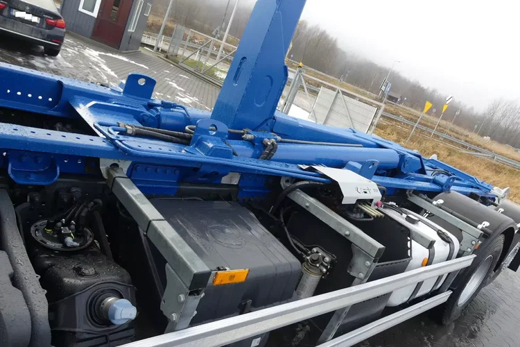 Mercedes ANTOS 2540 / 6x2 / HAKOWIEC 20t / EURO 6 / zdjęcie 18