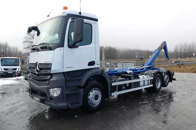 Mercedes ANTOS 2540 / 6x2 / HAKOWIEC 20t / EURO 6 / zdjęcie 2