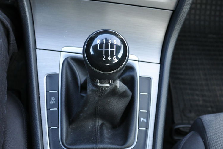 Volkswagen Golf 1.2 TSI 110KM Comfortline Czujniki Park. SalonPL zdjęcie 17