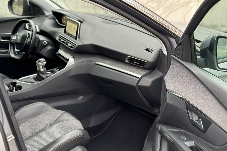 Peugeot 3008 1.6 HDI zdjęcie 23