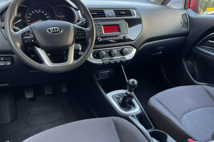 Kia Rio zdjęcie 30