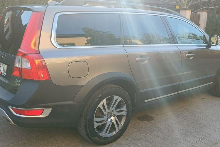 Volvo XC 70 2.4 D5 Momentum AWD, automat.215 KM, bezwypadkowy, hak, skóra, zdjęcie 7