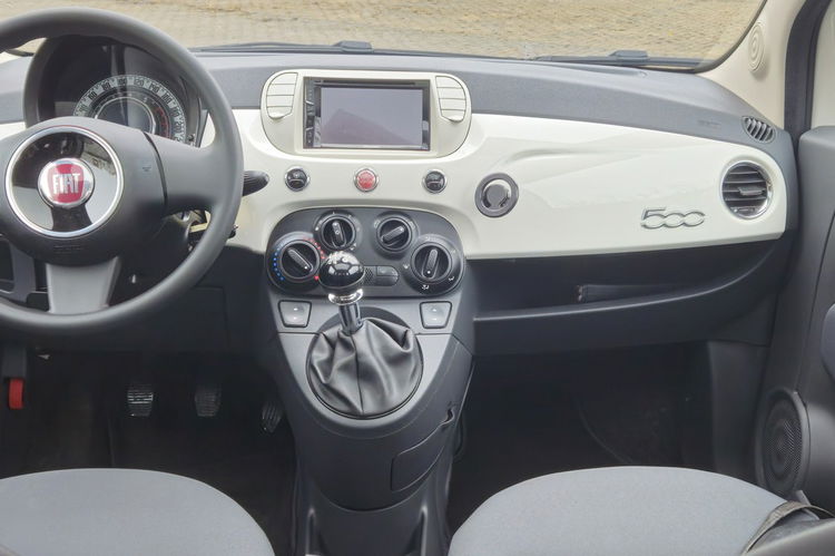 Fiat 500 szklany dach - oryginał - 35 tyś km zdjęcie 7