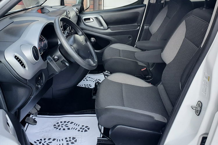 Peugeot Partner 2019-rej OUTDOOR 1.6 BHDI Salon PL,  I WŁ,  GRIP CONTROL,  Tempomat F.vat zdjęcie 18