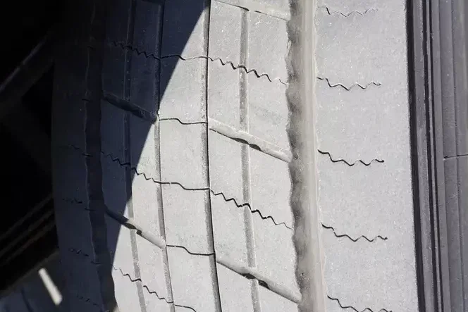 MAN TGS 35.420 8x2 E6 / ostatnia oś podnoszona i skrętna zdjęcie 14