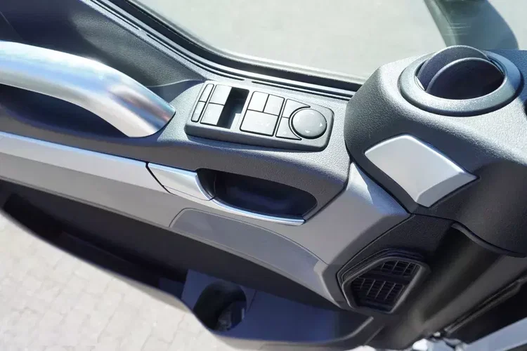 MAN TGS 35.420 8x2 E6 / ostatnia oś podnoszona i skrętna zdjęcie 23