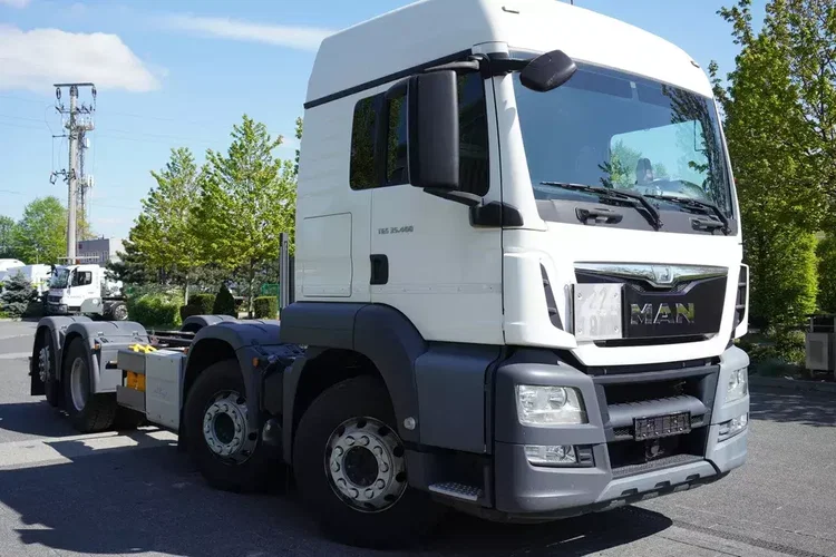 MAN TGS 35.420 8x2 E6 / ostatnia oś podnoszona i skrętna zdjęcie 7