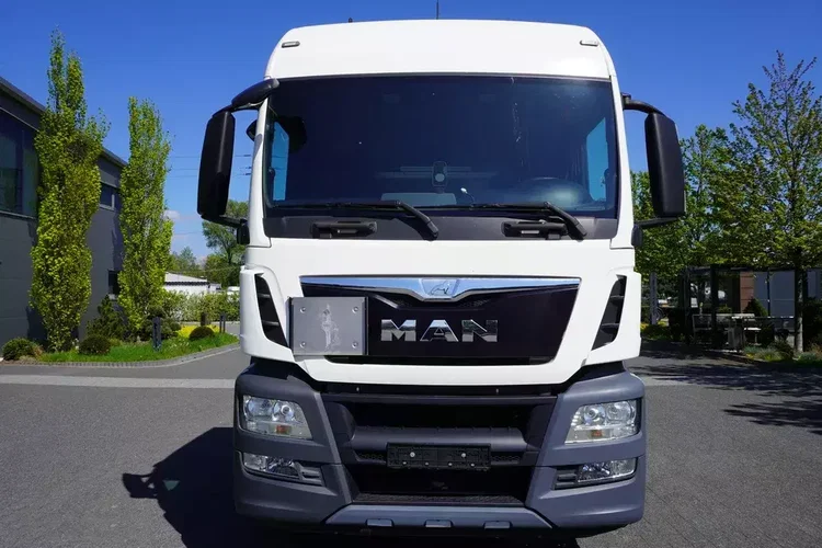 MAN TGS 35.420 8x2-6 BL E6 / ostatnia oś podnoszona i skrętna zdjęcie 20
