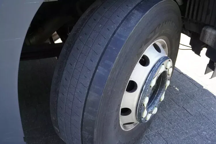 MAN TGS 35.420 8x2-6 BL E6 / ostatnia oś podnoszona i skrętna zdjęcie 25