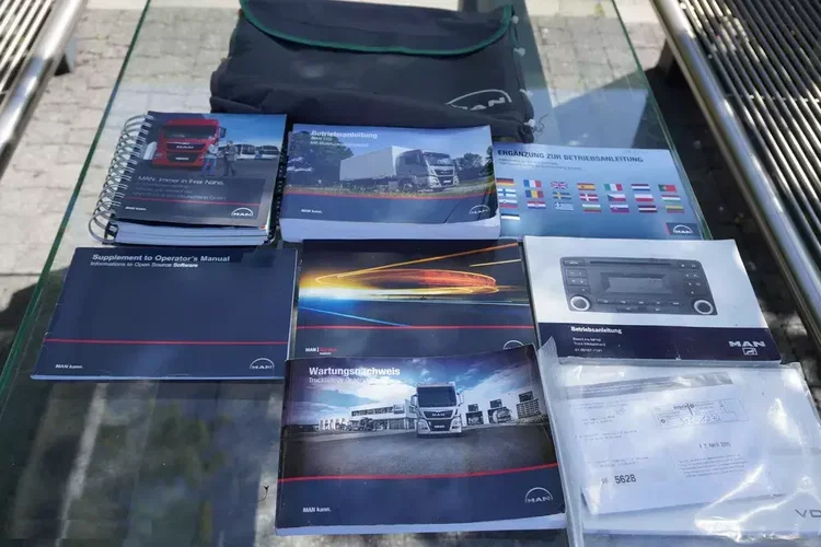 MAN TGS 35.420 8x2-6 BL E6 / ostatnia oś podnoszona i skrętna zdjęcie 28