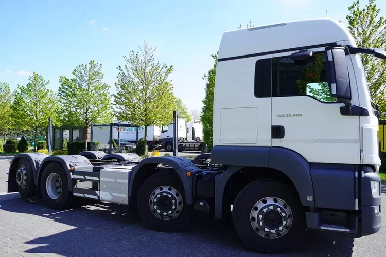 MAN TGS 35.420 8x2-6 BL E6 / ostatnia oś podnoszona i skrętna zdjęcie 5