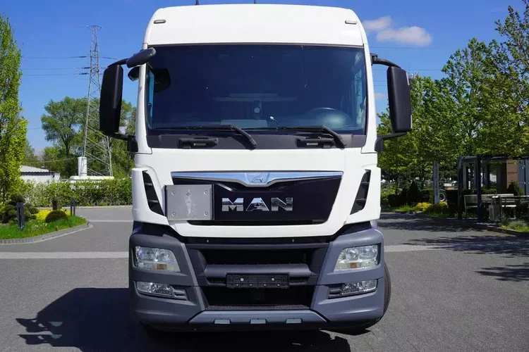 MAN TGS 35.420 8x2-6 BL E6 / ostatnia oś podnoszona i skrętna zdjęcie 7