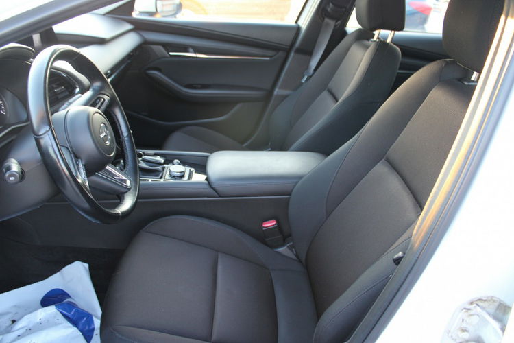 Mazda 3 2.0 mHEV Kanjo automat F-vat Kamera Gwarancja zdjęcie 9