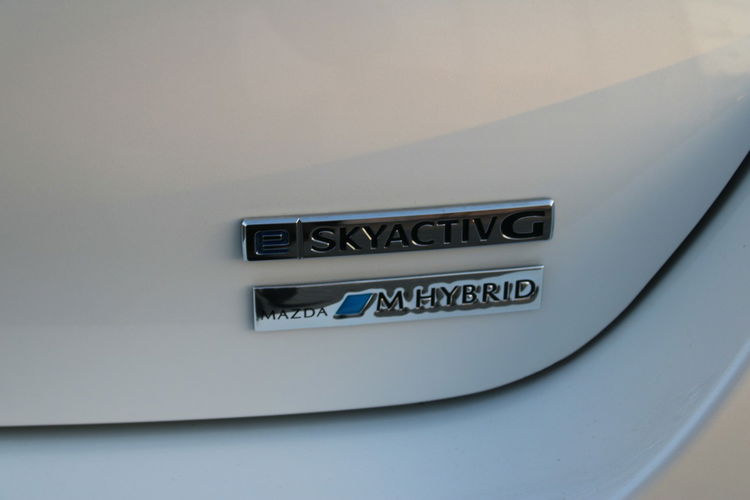 Mazda 3 2.0 mHEV Kanjo automat F-vat Kamera Gwarancja zdjęcie 12