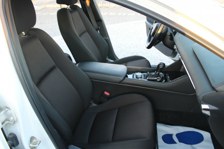 Mazda 3 2.0 mHEV Kanjo automat F-vat Kamera Gwarancja zdjęcie 15