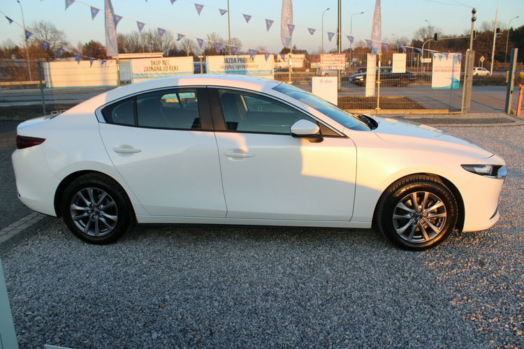 Mazda 3 2.0 mHEV Kanjo automat F-vat Kamera Gwarancja zdjęcie 4