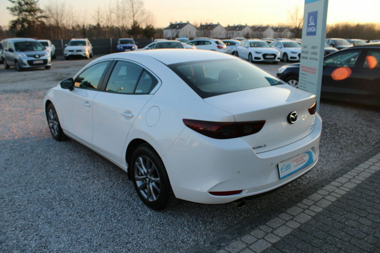 Mazda 3 2.0 mHEV Kanjo automat F-vat Kamera Gwarancja zdjęcie 7