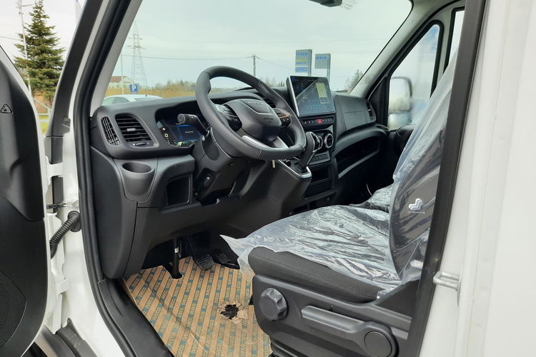 IVECO Daily 35S18HA8 zdjęcie 2