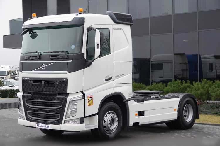 Volvo FH 500 / NISKA KABINA / HYDRAULIKA / 137.000 KM / OPONY 100% / PO KONTRAKCIE SERWISOWYM  zdjęcie 3