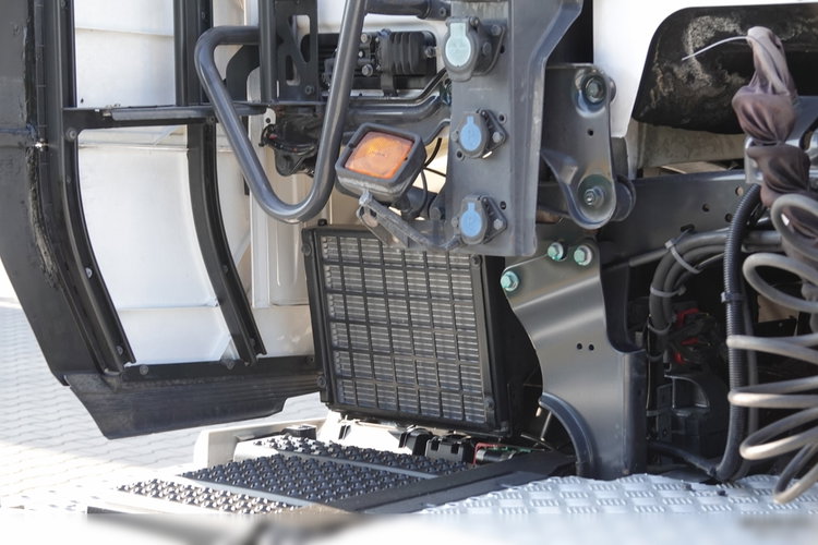 Scania R 450 / RETARDER / KLIMA POSTOJOWA / OPONY 100% / PO KONTRAKCIE SERWISOWYM zdjęcie 18