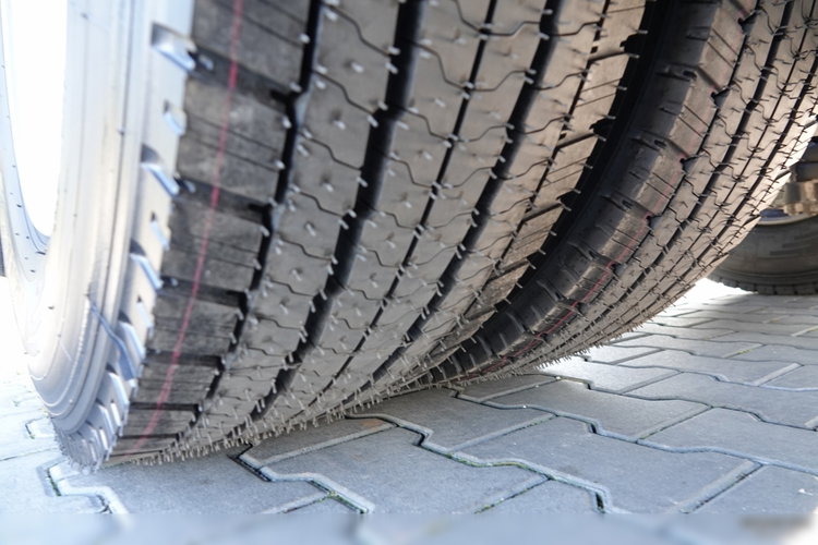 Scania R 450 / RETARDER / KLIMA POSTOJOWA / OPONY 100% / PO KONTRAKCIE SERWISOWYM zdjęcie 21