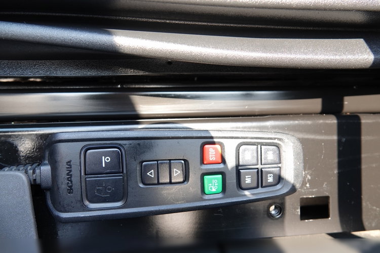 Scania R 450 / RETARDER / KLIMA POSTOJOWA / OPONY 100% / PO KONTRAKCIE SERWISOWYM zdjęcie 24