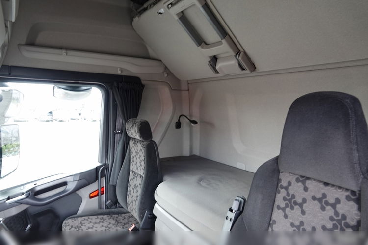 Scania R 450 / RETARDER / KLIMA POSTOJOWA / OPONY 100% / PO KONTRAKCIE SERWISOWYM zdjęcie 24