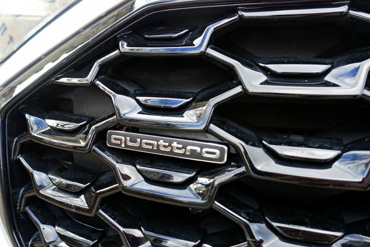 Audi SQ5 Oferta Prywatna 2 tyś KM Quattro Szklany Dach 2.0 Benz 265KM zdjęcie 9