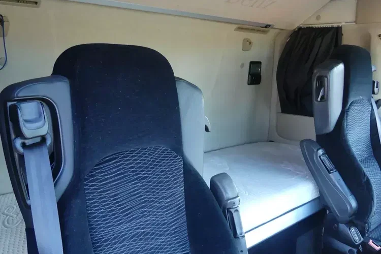 Mercedes ACTROS 2543 / 6x2 / FIRANKA 8.20m / EURO 6 / zdjęcie 19