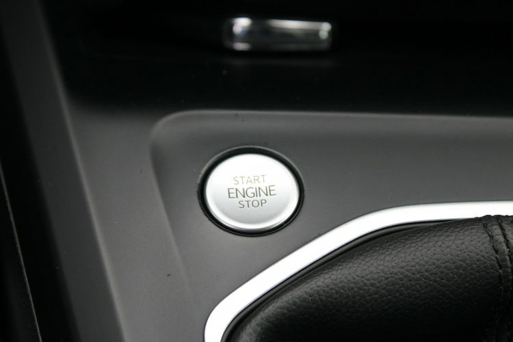 Volkswagen Golf LIFE Virtual F-vat Salon Polska Gwarancja zdjęcie 27