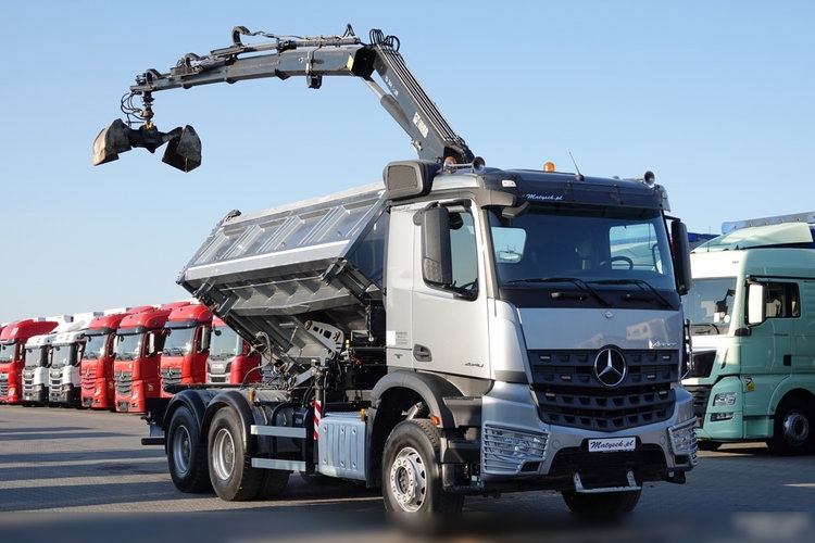 Mercedes AROCS 2640 / 6x4 / WYWROTKA / HYDROBURTA / + HDS HIAB 144 B-3 / STEROWANIE RADIOWE / ROTATOR / ŁYCHA / EURO 6 / MEILLER KIPER  zdjęcie 12