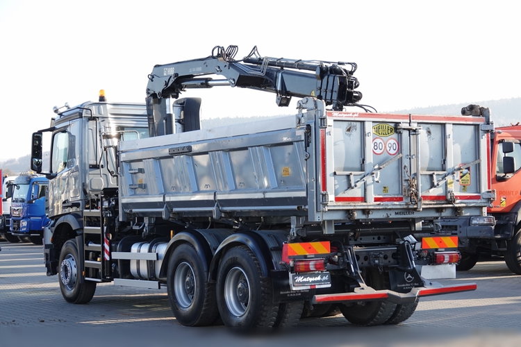 Mercedes AROCS 2640 / 6x4 / WYWROTKA / HYDROBURTA / + HDS HIAB 144 B-3 / STEROWANIE RADIOWE / ROTATOR / ŁYCHA / EURO 6 / MEILLER KIPER  zdjęcie 17