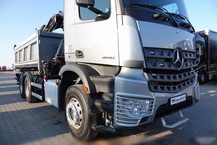 Mercedes AROCS 2640 / 6x4 / WYWROTKA / HYDROBURTA / + HDS HIAB 144 B-3 / STEROWANIE RADIOWE / ROTATOR / ŁYCHA / EURO 6 / MEILLER KIPER  zdjęcie 22